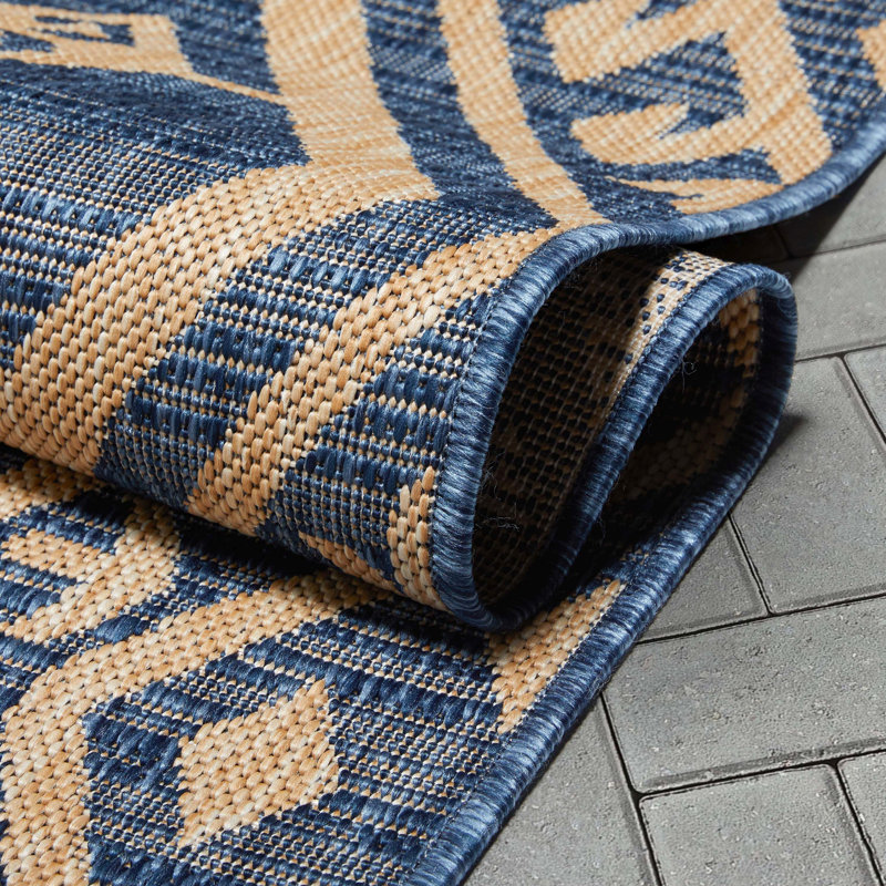 Well Woven Medusa Cascade Tribal Diamond Pattern Indoor/Outdoor Blue